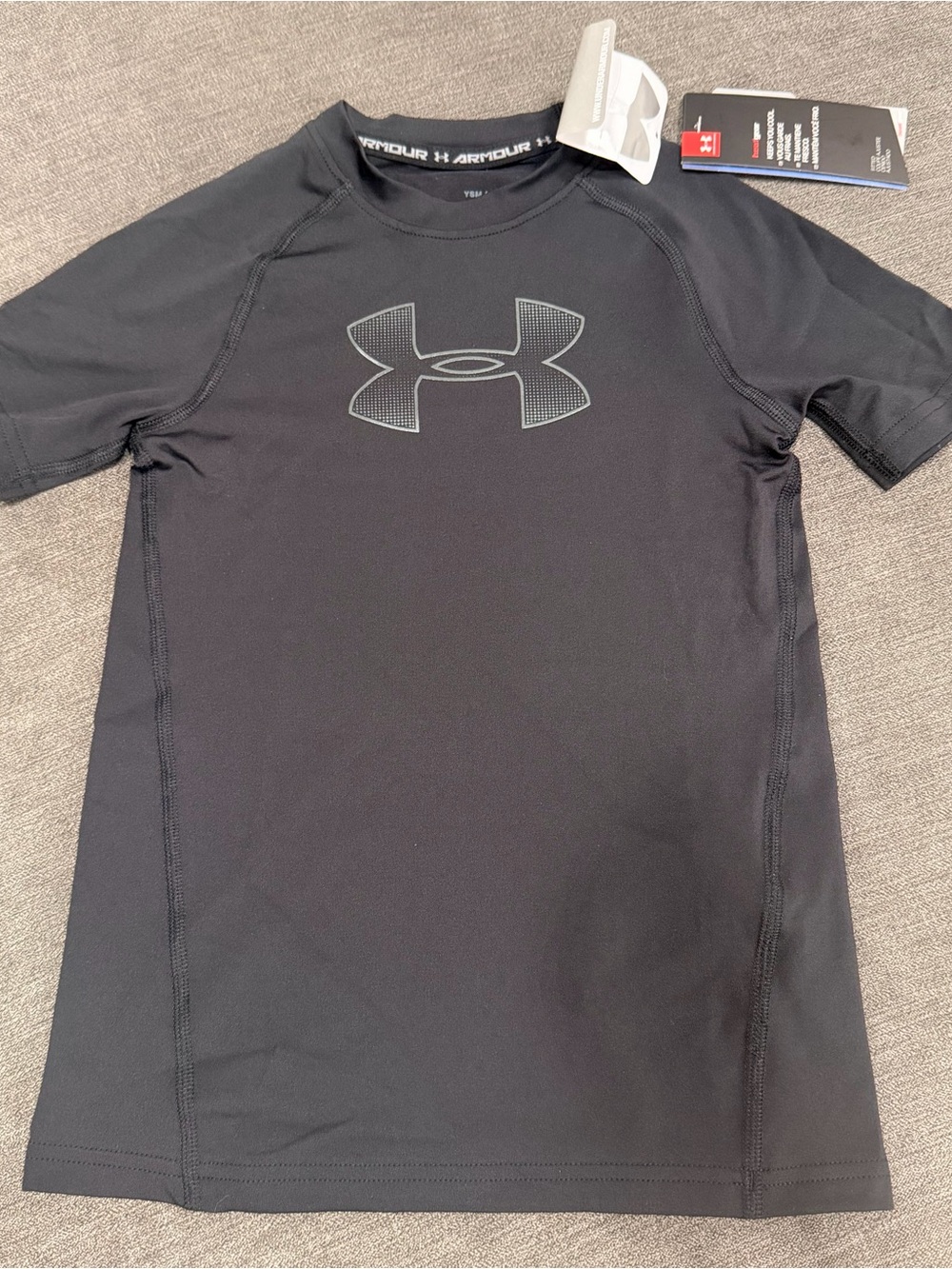 Under Armour boy's Black Short Sleeve HeatGear Compression Tee